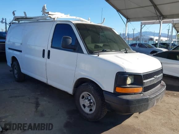 ✅ 2012 Chevrolet Express Cargo • VIN: 1GCWGFCA9C1163757 • Lot: 43486759. Wystawiony na IAAI z przebiegiem 223 888 mil. Bezpłatny archiwum sprzedaży aukcyjnych z USA i szczegółowy raport historii pojazdu na DreamBid. Zdjęcie 1.