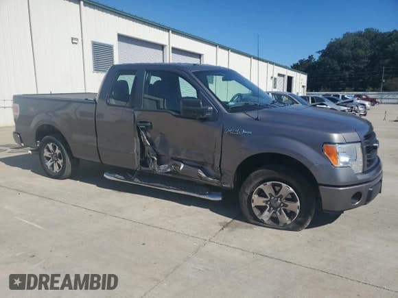 ✅ 2013 Ford F-150 STX • VIN: 1FTFX1CFXDKE42774 • Lot: 86775705. Wystawiony na Copart z przebiegiem 92 929 mil. Bezpłatny archiwum sprzedaży aukcyjnych z USA i szczegółowy raport historii pojazdu na DreamBid. Zdjęcie 4.