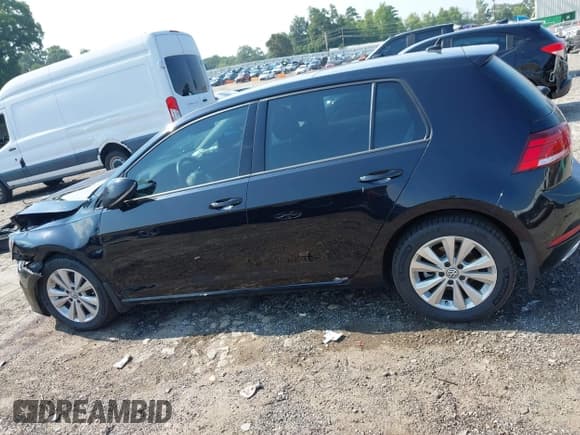 ✅ 2021 Volkswagen Golf TSI • VIN: 3VWW57AUXMM005230 • Lot: 42659695. Wystawiony na IAAI z przebiegiem 78 041 mil. Bezpłatny archiwum sprzedaży aukcyjnych z USA i szczegółowy raport historii pojazdu na DreamBid. Zdjęcie 14.