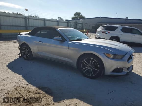 ✅ 2017 Ford Mustang EcoBoost Premium • VIN: 1FATP8UH3H5245239 • Lot: 93376205. Wystawiony na Copart z przebiegiem 153 248 mil. Bezpłatny archiwum sprzedaży aukcyjnych z USA i szczegółowy raport historii pojazdu na DreamBid. Zdjęcie 4.