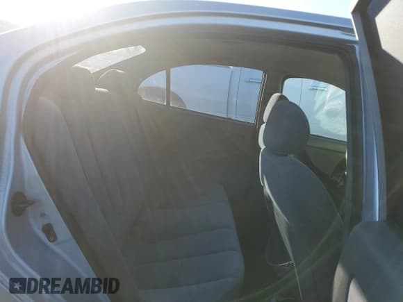 ✅ 2005 Hyundai Elantra GLS • VIN: KMHDN46D25U094494 • Lot: 87305354. Wystawiony na Copart z przebiegiem Nie podano. Bezpłatny archiwum sprzedaży aukcyjnych z USA i szczegółowy raport historii pojazdu na DreamBid. Zdjęcie 10.