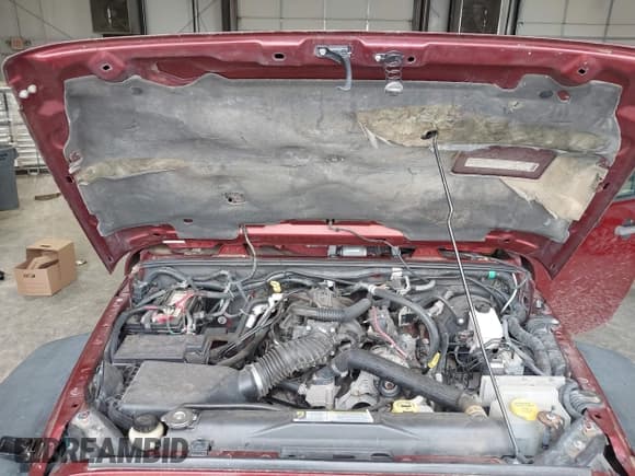 ✅ 2008 Jeep Wrangler Rubicon • VIN: 1J8GA69178L630840 • Lot: 42483010. Listed on IAAI with 145,196 mi. Free auction sales archive from the USA and detailed vehicle history report at DreamBid. Image 10.