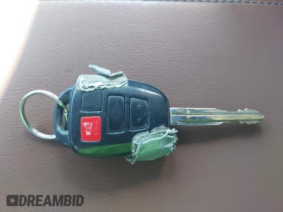 ✅ 2016 Toyota Camry LE • VIN: 4T4BF1FK2GR549001 • Lot: 43484360. Wystawiony na IAAI z przebiegiem 87 695 mil. Bezpłatny archiwum sprzedaży aukcyjnych z USA i szczegółowy raport historii pojazdu na DreamBid. Zdjęcie 11.