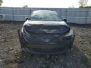 ✅ 2021 Toyota Corolla SE • VIN: JTND4MBE9M3121311 • Lot: 82075495. Wystawiony na Copart z przebiegiem 9 465 mil. Bezpłatny archiwum sprzedaży aukcyjnych z USA i szczegółowy raport historii pojazdu na DreamBid. Zdjęcie 5.