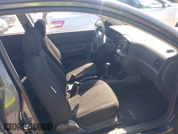 ✅ 2008 Hyundai Accent GS • VIN: KMHCM36C08U093333 • Лот: 42265375. Опубликован ранее на IAAI с пробегом 86 442 миль. Бесплатный доступ к архиву аукционных продаж из США и подробный отчёт об истории автомобиля на DreamBid. Изображение 5.