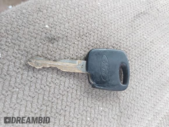 ✅ 2000 Ford Mustang • VIN: 1FAFP4045YF121380 • Lot: 43743079. Listed on IAAI with Not provided. Free auction sales archive from the USA and detailed vehicle history report at DreamBid. Image 11.