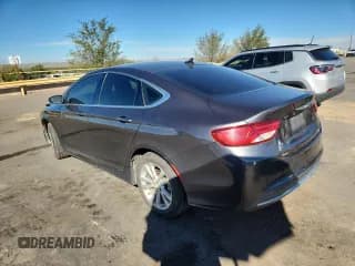 ✅ 2015 Chrysler 200 Limited • VIN: 1C3CCCAB1FN695210 • Лот: 87488555. Опубликован ранее на Copart с пробегом 248 224 миль. Бесплатный доступ к архиву аукционных продаж из США и подробный отчёт об истории автомобиля на DreamBid. Изображение 2.