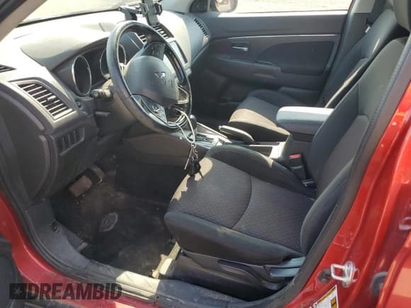 ✅ 2019 Mitsubishi Outlander Sport ES • VIN: JA4AH3AU9KU602871 • Лот: 71436594. Опубликован ранее на Copart с пробегом 146 382 миль. Бесплатный доступ к архиву аукционных продаж из США и подробный отчёт об истории автомобиля на DreamBid. Изображение 7.