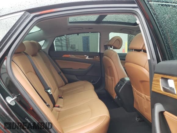 ✅ 2015 Hyundai Sonata Sport • VIN: 5NPE34AF4FH243121 • Lot: 43647113. Listed on Copart with 96,693 mi. Free auction sales archive from the USA and detailed vehicle history report at DreamBid. Image 10.