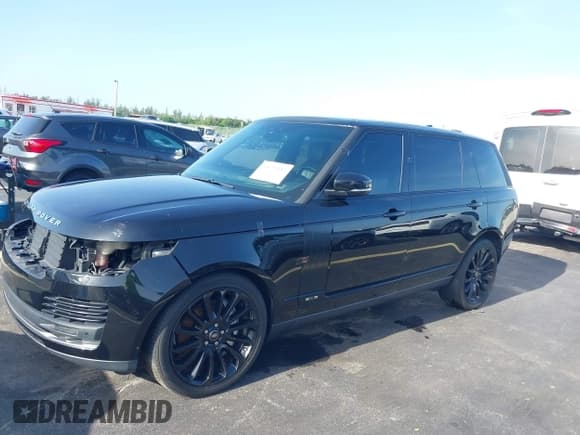✅ 2018 Land Rover Range Rover • VIN: SALGS5RE4JA382106 • Lot: 43073230. Wystawiony na IAAI z przebiegiem 59 856 mil. Bezpłatny archiwum sprzedaży aukcyjnych z USA i szczegółowy raport historii pojazdu na DreamBid. Zdjęcie 19.