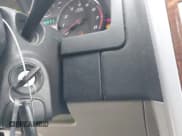 ✅ 2007 Chevrolet Equinox LT • VIN: 2CNDL63F276242281 • Лот: 41903233. Опубликован ранее на IAAI с пробегом 207 923 миль. Бесплатный доступ к архиву аукционных продаж из США и подробный отчёт об истории автомобиля на DreamBid. Изображение 11.