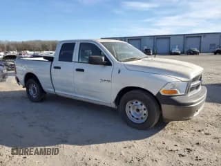✅ 2009 Dodge 1500 SLT • VIN: 1D3HB18P59S780672 • Lot: 41623145. Wystawiony na Copart z przebiegiem 166 909 mil. Bezpłatny archiwum sprzedaży aukcyjnych z USA i szczegółowy raport historii pojazdu na DreamBid. Zdjęcie 4.
