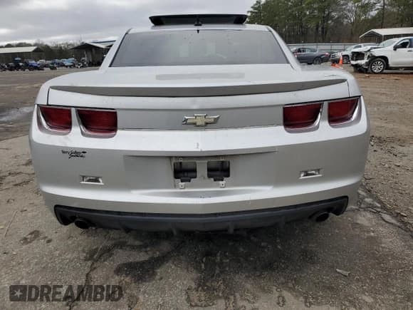 ✅ 2012 Chevrolet Camaro 1LT • VIN: 2G1FB1E37C9171344 • Лот: 88492895. Опубликован ранее на Copart с пробегом 178 492 миль. Бесплатный доступ к архиву аукционных продаж из США и подробный отчёт об истории автомобиля на DreamBid. Изображение 6.