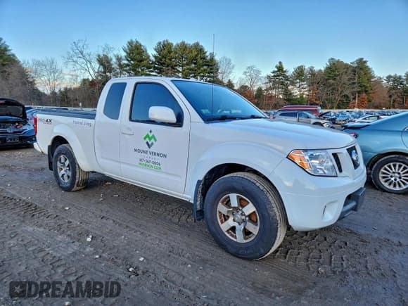 ✅ 2011 Nissan Frontier Pro-4X • VIN: 1N6AD0CWXBC443571 • Lot: 95662335. Listed on Copart with 116,914 mi. Free auction sales archive from the USA and detailed vehicle history report at DreamBid. Image 4.