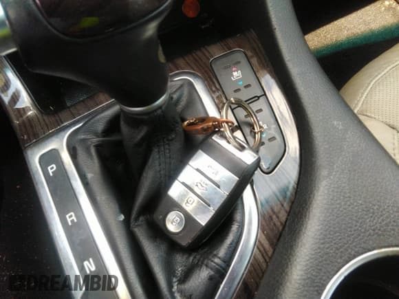 ✅ 2014 Kia Optima EX • VIN: 5XXGN4A79EG349358 • Лот: 42742003. Опубликован ранее на IAAI с пробегом 105 591 миль. Бесплатный доступ к архиву аукционных продаж из США и подробный отчёт об истории автомобиля на DreamBid. Изображение 11.