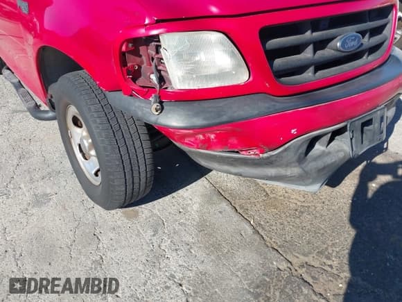 ✅ 2003 Ford F-150 XL • VIN: 2FTRX17213CA25521 • Lot: 42673697. Wystawiony na IAAI z przebiegiem 217 883 mil. Bezpłatny archiwum sprzedaży aukcyjnych z USA i szczegółowy raport historii pojazdu na DreamBid. Zdjęcie 6.