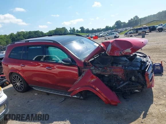 ✅ 2022 Mercedes-Benz GLS 450 • VIN: 4JGFF5KE5NA743779 • Lot: 42650650. Listed on IAAI with 89,800 mi. Free auction sales archive from the USA and detailed vehicle history report at DreamBid. Image 13.