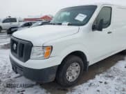 ✅ 2019 Nissan NV Cargo S • VIN: 1N6BF0KM0KN808925 • Lot: 41609527. Wystawiony na IAAI z przebiegiem 184 264 mil. Bezpłatny archiwum sprzedaży aukcyjnych z USA i szczegółowy raport historii pojazdu na DreamBid. Zdjęcie 6.