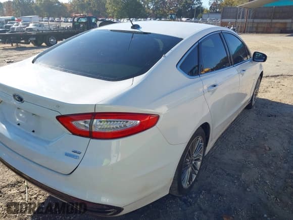 ✅ 2014 Ford Fusion SE • VIN: 3FA6P0H99ER380476 • Lot: 43625900. Listed on IAAI with 167,161 mi. Free auction sales archive from the USA and detailed vehicle history report at DreamBid. Image 4.
