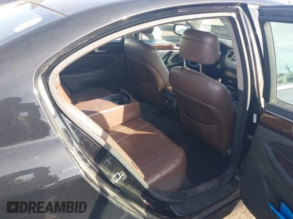 ✅ 2013 Hyundai Genesis 3.8L • VIN: KMHGC4DDXDU232657 • Lot: 43659141. Listed on IAAI with 281,822 mi. Free auction sales archive from the USA and detailed vehicle history report at DreamBid. Image 8.