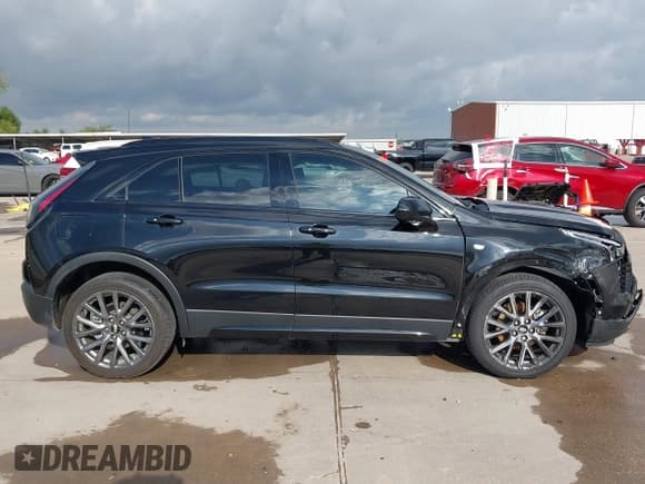 ✅ 2019 Cadillac XT4 FWD Sport • VIN: 1GYFZER46KF138039 • Лот: 43558779. Опубликован ранее на IAAI с пробегом 60 772 миль. Бесплатный доступ к архиву аукционных продаж из США и подробный отчёт об истории автомобиля на DreamBid. Изображение 14.