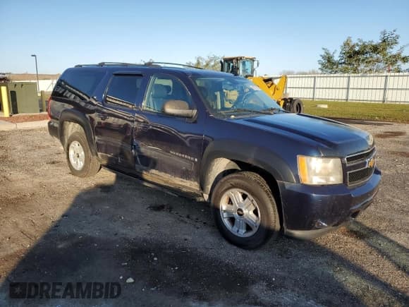 ✅ 2009 Chevrolet Suburban 2LT • VIN: 1GNFK26349R267384 • Lot: 82778755. Listed on Copart with 250,333 mi. Free auction sales archive from the USA and detailed vehicle history report at DreamBid. Image 4.