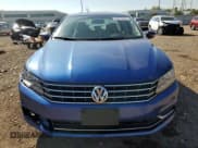 ✅ 2016 Volkswagen Passat S • VIN: 1VWAS7A33GC063700 • Lot: 83875555. Wystawiony na Copart z przebiegiem 61 907 mil. Bezpłatny archiwum sprzedaży aukcyjnych z USA i szczegółowy raport historii pojazdu na DreamBid. Zdjęcie 5.