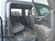 ✅ 2021 Chevrolet Silverado 1500 Custom Trail Boss • VIN: 3GCPYCEF0MG453512 • Lot: 41887270. Wystawiony na IAAI z przebiegiem 95 137 mil. Bezpłatny archiwum sprzedaży aukcyjnych z USA i szczegółowy raport historii pojazdu na DreamBid. Zdjęcie 8.