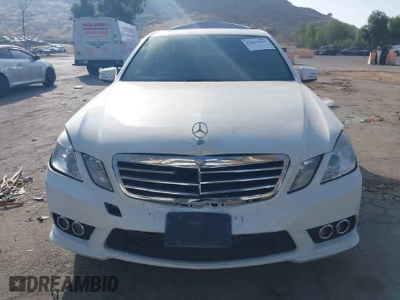 ✅ 2010 Mercedes-Benz E 350 Luxury • VIN: WDDHF5GB2AA055220 • Lot: 42833059. Wystawiony na IAAI z przebiegiem 199 972 mil. Bezpłatny archiwum sprzedaży aukcyjnych z USA i szczegółowy raport historii pojazdu na DreamBid. Zdjęcie 12.