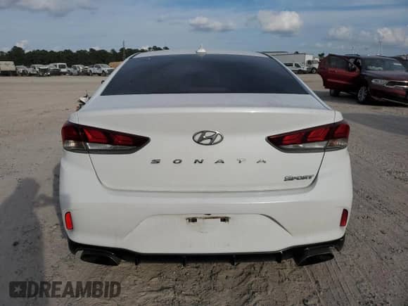2018 Hyundai Sonata SEL with VIN 5NPE34AF9JH678080, listed as a Copart auction lot 89715465 with 69,531 mi miles and Clean title. Bid and sale history available at DreamBid. Image 6.
