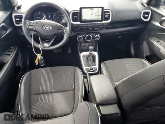 ✅ 2022 Hyundai Venue SEL • VIN: KMHRC8A32NU201352 • Lot: 82040765. Listed on Copart with 24,258 mi. Free auction sales archive from the USA and detailed vehicle history report at DreamBid. Image 8.