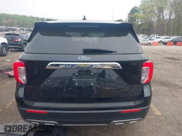 ✅ 2020 Ford Explorer XLT • VIN: 1FMSK8DH3LGC76827 • Lot: 41942722. Wystawiony na IAAI z przebiegiem 120 445 mil. Bezpłatny archiwum sprzedaży aukcyjnych z USA i szczegółowy raport historii pojazdu na DreamBid. Zdjęcie 16.