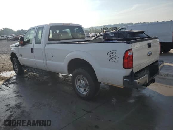 ✅ 2013 Ford F-250 XL • VIN: 1FT7X2BT3DEB47631 • Lot: 61944115. Wystawiony na Copart z przebiegiem 86 808 mil. Bezpłatny archiwum sprzedaży aukcyjnych z USA i szczegółowy raport historii pojazdu na DreamBid. Zdjęcie 2.