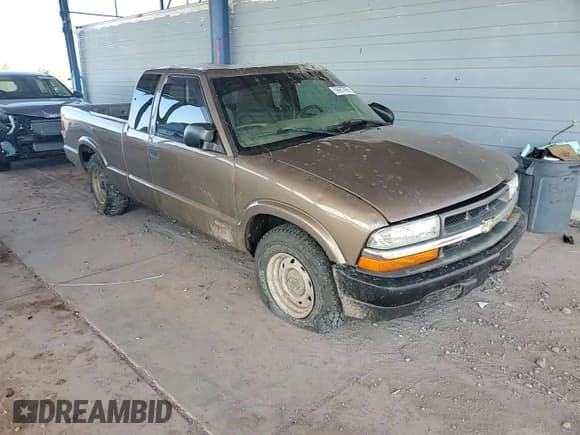 ✅ 2002 Chevrolet S-10 • VIN: 1GCCS19W728238050 • Лот: 59987995. Опубликован ранее на Copart с пробегом 164 658 миль. Бесплатный доступ к архиву аукционных продаж из США и подробный отчёт об истории автомобиля на DreamBid. Изображение 13.
