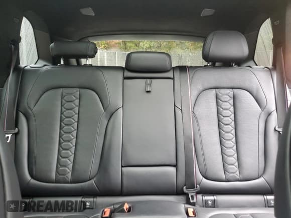 ✅ 2021 BMW X5 M • VIN: 5YMJU0C0XM9E95257 • Lot: 86444785. Wystawiony na Copart z przebiegiem 66 745 mil. Bezpłatny archiwum sprzedaży aukcyjnych z USA i szczegółowy raport historii pojazdu na DreamBid. Zdjęcie 10.