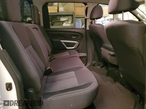 ✅ 2022 Nissan Titan SV • VIN: 1N6AA1EE4NN106891 • Lot: 75645424. Wystawiony na Copart z przebiegiem 46 660 mil. Bezpłatny archiwum sprzedaży aukcyjnych z USA i szczegółowy raport historii pojazdu na DreamBid. Zdjęcie 10.