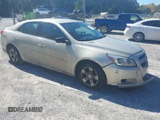 ✅ 2013 Chevrolet Malibu LS • VIN: 1G11B5SA0DF160831 • Лот: 43425574. Опубликован ранее на IAAI с пробегом 187 035 миль. Бесплатный доступ к архиву аукционных продаж из США и подробный отчёт об истории автомобиля на DreamBid. Изображение 1.