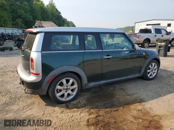 ✅ 2009 MINI Clubman • VIN: WMWML33579TX50456 • Lot: 67868765. Listed on Copart with 121,720 mi. Free auction sales archive from the USA and detailed vehicle history report at DreamBid. Image 3.