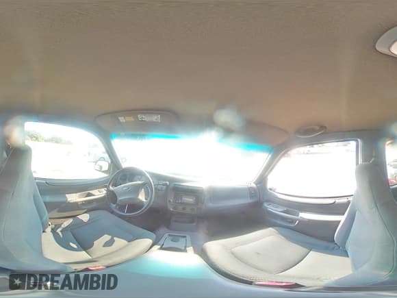 ✅ 2001 Ford Explorer Sport • VIN: 1FMYU60E91UA43330 • Лот: 70302655. Опубликован ранее на Copart с пробегом 103 445 миль. Бесплатный доступ к архиву аукционных продаж из США и подробный отчёт об истории автомобиля на DreamBid. Изображение 15.