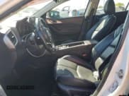 ✅ 2018 Mazda 3 Touring • VIN: 3MZBN1L30JM263428 • Lot: 82687335. Wystawiony na Copart z przebiegiem 57 273 mil. Bezpłatny archiwum sprzedaży aukcyjnych z USA i szczegółowy raport historii pojazdu na DreamBid. Zdjęcie 7.