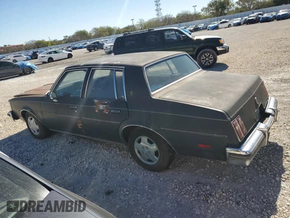 ✅ 1987 Oldsmobile Cutlass • VIN: 2G3GR51A3H2317919 • Lot: 41343945. Wystawiony na Copart z przebiegiem 5 831 mil. Bezpłatny archiwum sprzedaży aukcyjnych z USA i szczegółowy raport historii pojazdu na DreamBid. Zdjęcie 2.