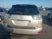 ✅ 2007 Lexus RX 350 • VIN: 2T2GK31U07C016822 • Lot: 43645403. Wystawiony na IAAI z przebiegiem 84 535 mil. Bezpłatny archiwum sprzedaży aukcyjnych z USA i szczegółowy raport historii pojazdu na DreamBid. Zdjęcie 16.