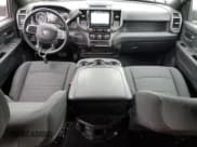 ✅ 2022 Ram 3500 Tradesman • VIN: 3C63R3GL7NG396989 • Lot: 55659625. Wystawiony na Copart z przebiegiem 51 431 mil. Bezpłatny archiwum sprzedaży aukcyjnych z USA i szczegółowy raport historii pojazdu na DreamBid. Zdjęcie 8.