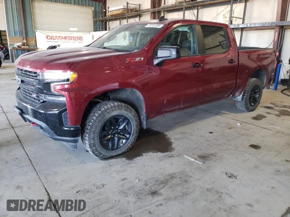 ✅ 2020 Chevrolet Silverado 1500 LT Trail Boss • VIN: 1GCPYFED7LZ277296 • Lot: 70701284. Wystawiony na Copart z przebiegiem 163 044 mil. Bezpłatny archiwum sprzedaży aukcyjnych z USA i szczegółowy raport historii pojazdu na DreamBid. Zdjęcie 1.