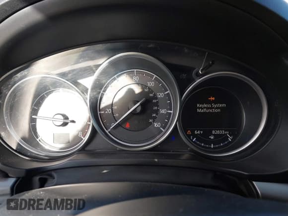 ✅ 2018 Mazda CX-5 Touring • VIN: JM3KFBCM4J0300781 • Lot: 43789902. Wystawiony na IAAI z przebiegiem 82 833 mil. Bezpłatny archiwum sprzedaży aukcyjnych z USA i szczegółowy raport historii pojazdu na DreamBid. Zdjęcie 7.