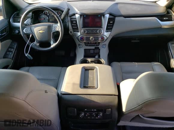 2020 Chevrolet Suburban LT z VIN 1GNSKHKC4LR264001, wystawiony jako Copart lot #69604574 z przebiegiem 88 147 mil mil oraz Szkoda całkowita • Salvage title. Historia ofert i sprzedaży dostępna na DreamBid. Obrazek 8.