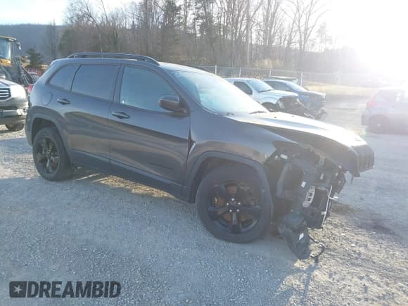 ✅ 2016 Jeep Cherokee Latitude • VIN: 1C4PJMCB4GW218577 • Lot: 37600789. Wystawiony na IAAI z przebiegiem 62 891 mil. Bezpłatny archiwum sprzedaży aukcyjnych z USA i szczegółowy raport historii pojazdu na DreamBid. Zdjęcie 1.
