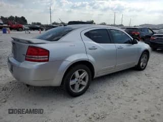 ✅ 2008 Dodge Avenger R/T • VIN: 1B3LD76M78N672352 • Lot: 75009474. Wystawiony na Copart z przebiegiem 156 826 mil. Bezpłatny archiwum sprzedaży aukcyjnych z USA i szczegółowy raport historii pojazdu na DreamBid. Zdjęcie 3.