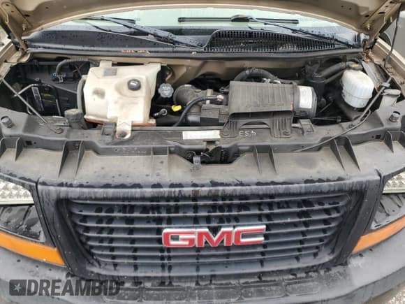 ✅ 2005 GMC Savana Cargo • VIN: 1GTGG25V351252241 • Лот: 69128415. Опубликован ранее на Copart с пробегом 176 559 миль. Бесплатный доступ к архиву аукционных продаж из США и подробный отчёт об истории автомобиля на DreamBid. Изображение 12.