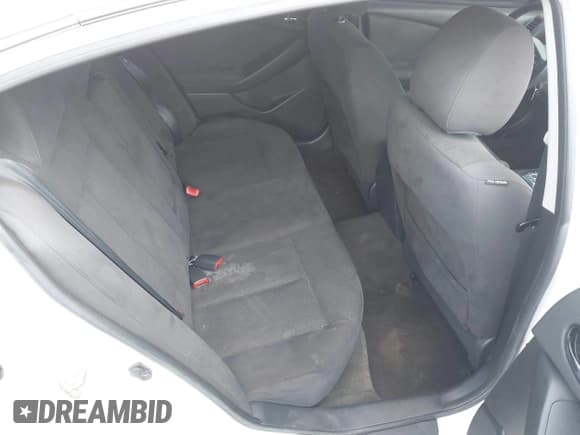 ✅ 2011 Nissan Altima SL • VIN: 1N4AL2AP5BC131452 • Lot: 42045894. Listed on IAAI with 122,464 mi. Free auction sales archive from the USA and detailed vehicle history report at DreamBid. Image 8.